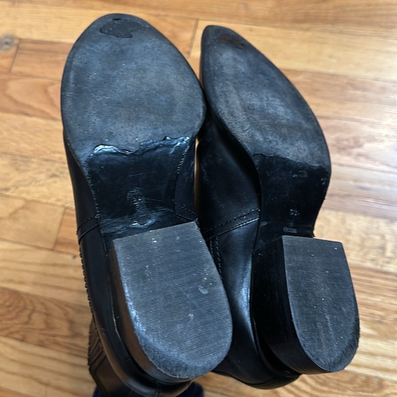 *Pre-loved* - ‘Anouck’ Chelsea Boots - Black - Picture 6 of 6